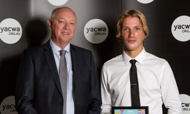 Colin PETTIT With Commissioners Participate Award Finalist Jordan Mcintosh 2021 WA Youth Awards