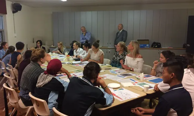 Photo Image Commissioner Colin Pettit ~E Professor Jane Burns And 2017 Metropolitan Advisory Committee 14 March 2017