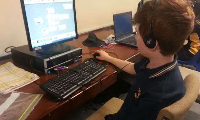Narrogin PS Student Uses Software To Edit His Sounds Into Music